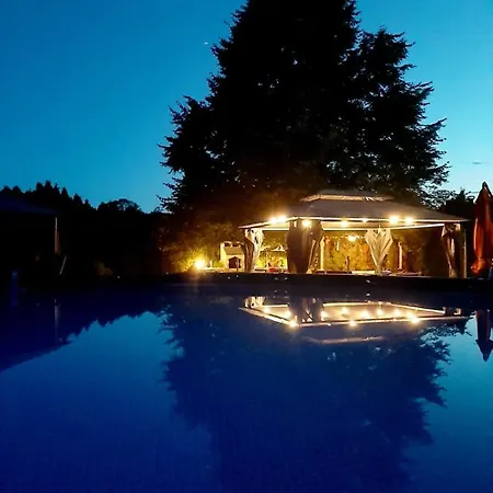 公寓 Apartma Zirovnik *