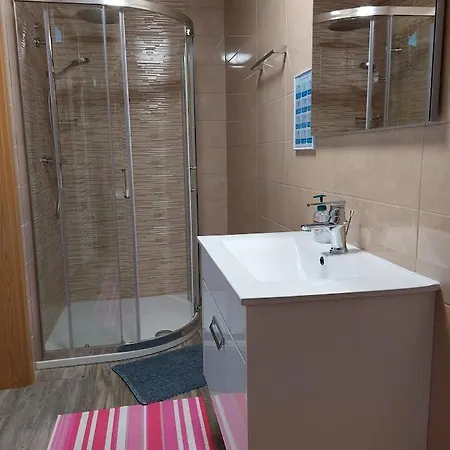 公寓 Apartma Zirovnik 戈雷尼斯卡地区采尔克列