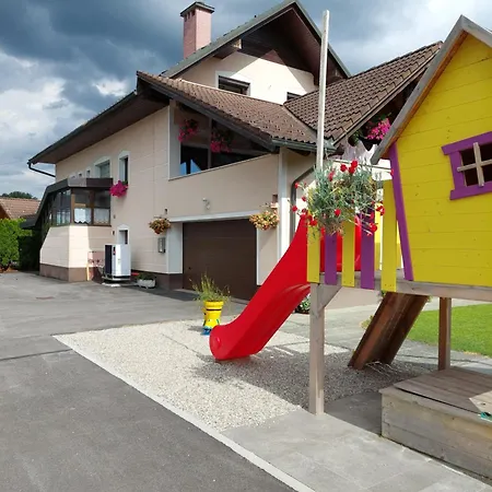 Lägenhet Apartma Zirovnik