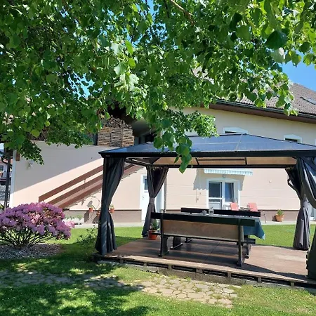 Lägenhet Apartma Zirovnik *