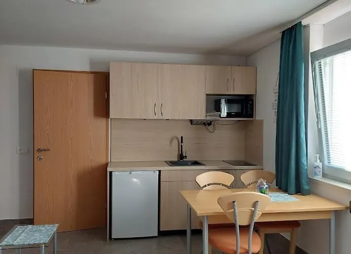 Apartma Zirovnik * Cerklje na Gorenjskem