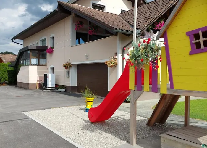 Lägenhet Apartma Zirovnik