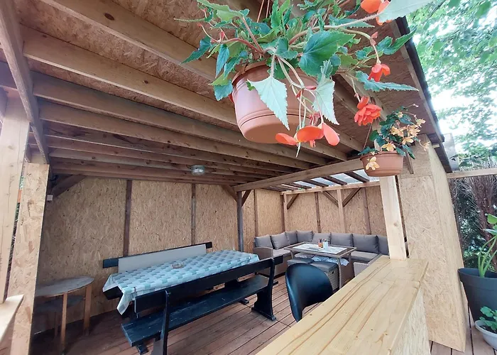 Apartma Zirovnik Lägenhet *